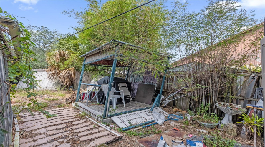 Orlando, Florida 32808, 3 Bedroom Bedrooms, ,2 Bathroombathrooms,Residential,For Sale,Point Look Out,0,Mfro6436202