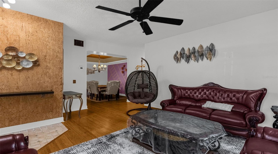 Orlando, Florida 32808, 3 Bedroom Bedrooms, ,2 Bathroombathrooms,Residential,For Sale,Point Look Out,0,Mfro6436202
