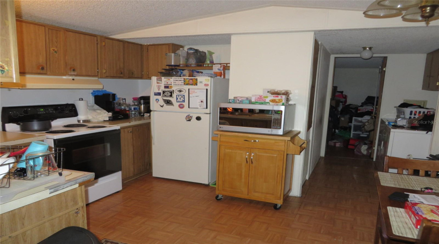 Zephyrhills, Florida 33541, 3 Bedroom Bedrooms, ,2 Bathroombathrooms,Residential,For Sale,Cherrywood,0,Mfrtb8542592
