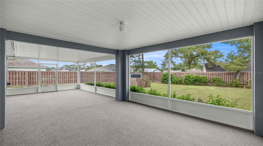 Screened In Lanai