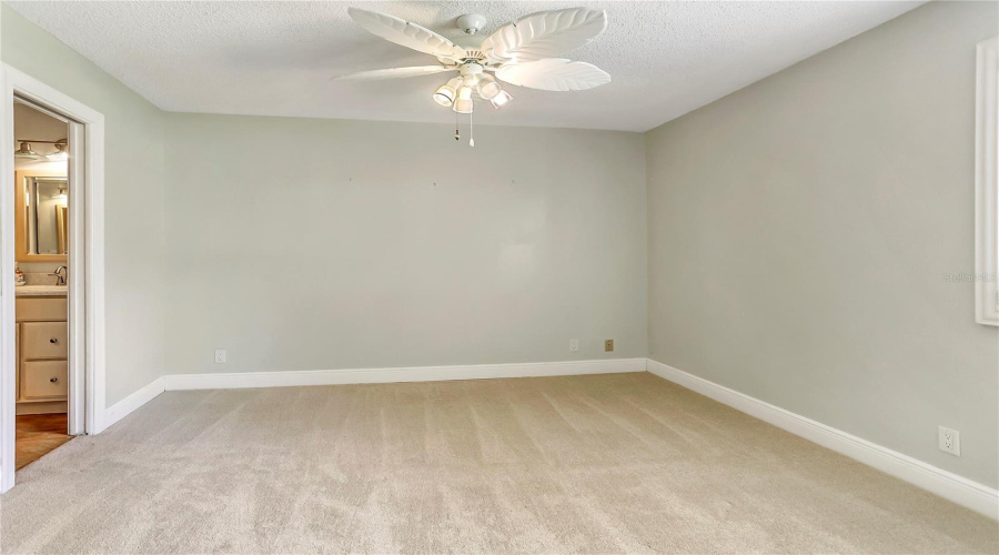 Altamonte Springs, Florida 32701, 3 Bedroom Bedrooms, ,2 Bathroombathrooms,Residential,For Sale,Chestnut Oak,0,Mfro6435932