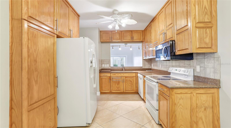 Altamonte Springs, Florida 32701, 3 Bedroom Bedrooms, ,2 Bathroombathrooms,Residential,For Sale,Chestnut Oak,0,Mfro6435932