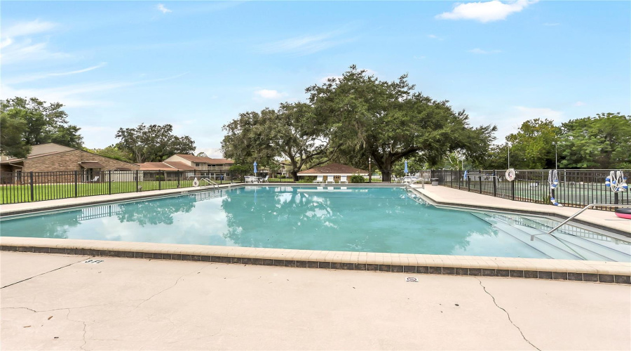 Altamonte Springs, Florida 32701, 3 Bedroom Bedrooms, ,2 Bathroombathrooms,Residential,For Sale,Chestnut Oak,0,Mfro6435932