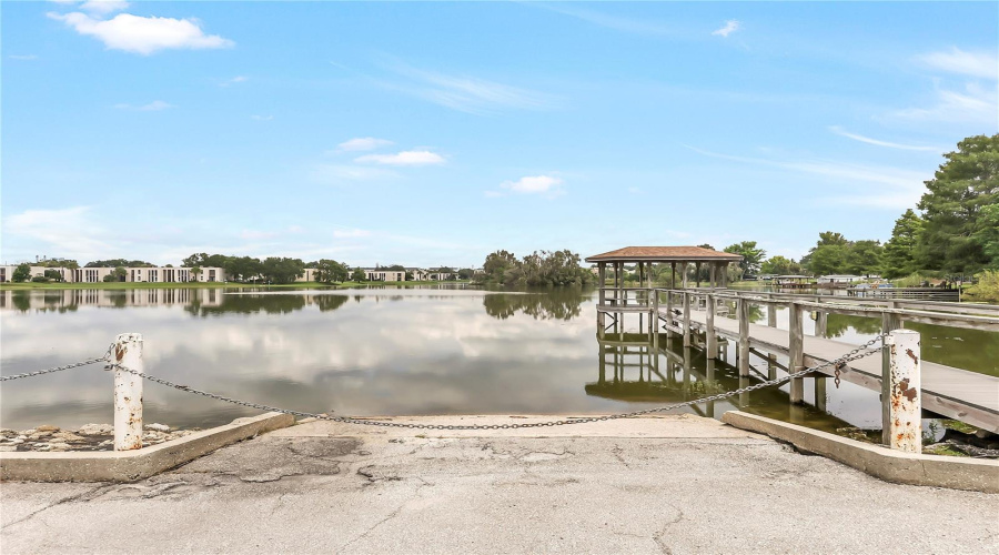 Altamonte Springs, Florida 32701, 3 Bedroom Bedrooms, ,2 Bathroombathrooms,Residential,For Sale,Chestnut Oak,0,Mfro6435932