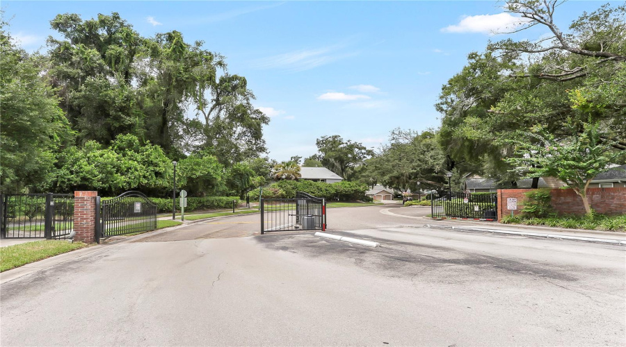 Altamonte Springs, Florida 32701, 3 Bedroom Bedrooms, ,2 Bathroombathrooms,Residential,For Sale,Chestnut Oak,0,Mfro6435932