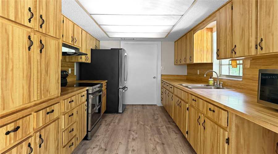 Brooksville, Florida 34604, 2 Bedroom Bedrooms, ,2 Bathroombathrooms,Residential,For Sale,Virts,0,Mfrtb8542487