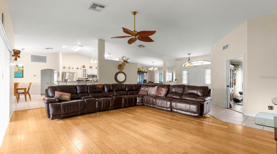 Ocala, Florida 34476, 3 Bedroom Bedrooms, ,2 Bathroombathrooms,Residential,For Sale,107Th,0,Mfrom730929