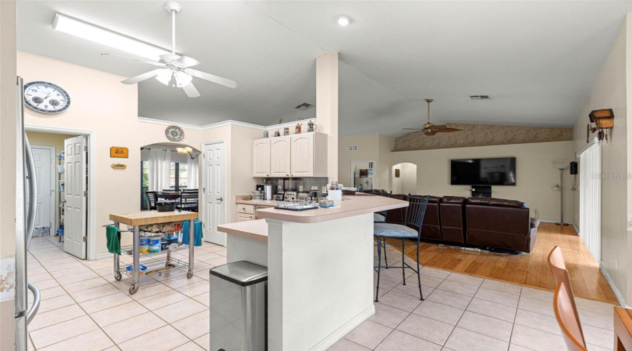 Ocala, Florida 34476, 3 Bedroom Bedrooms, ,2 Bathroombathrooms,Residential,For Sale,107Th,0,Mfrom730929