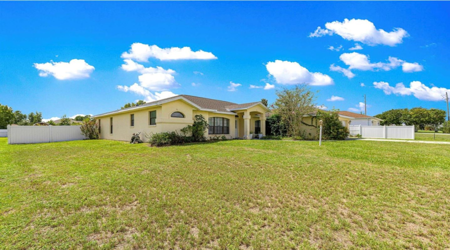 Ocala, Florida 34476, 3 Bedroom Bedrooms, ,2 Bathroombathrooms,Residential,For Sale,107Th,0,Mfrom730929