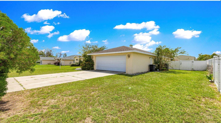 Ocala, Florida 34476, 3 Bedroom Bedrooms, ,2 Bathroombathrooms,Residential,For Sale,107Th,0,Mfrom730929