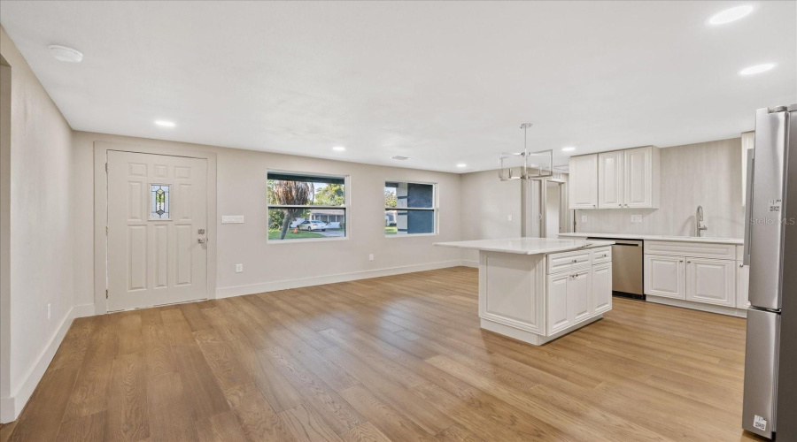 St Petersburg, Florida 33714, 3 Bedroom Bedrooms, ,2 Bathroombathrooms,Residential,For Sale,46Th,0,Mfrw7888912