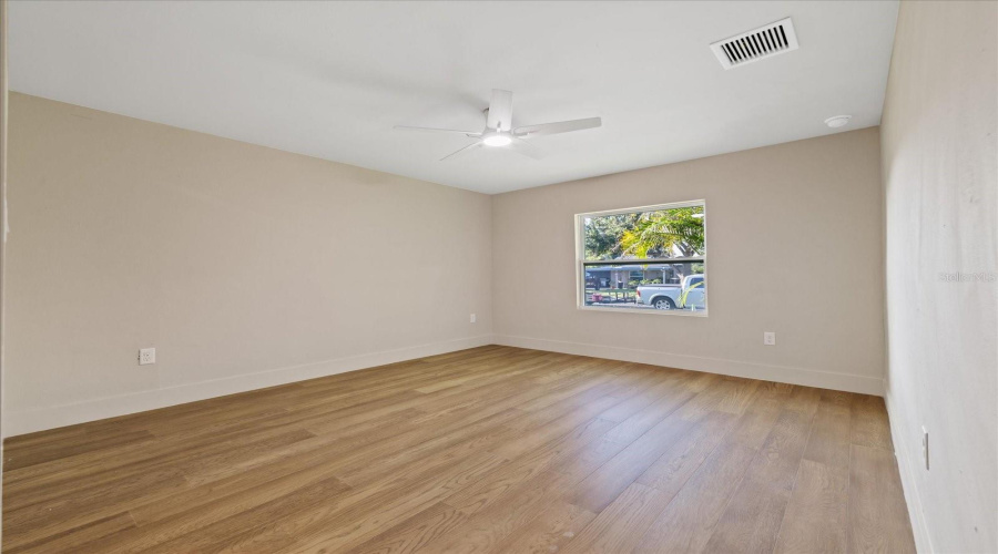 St Petersburg, Florida 33714, 3 Bedroom Bedrooms, ,2 Bathroombathrooms,Residential,For Sale,46Th,0,Mfrw7888912