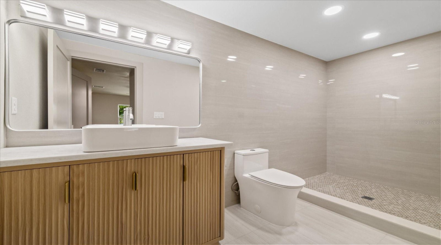 St Petersburg, Florida 33714, 3 Bedroom Bedrooms, ,2 Bathroombathrooms,Residential,For Sale,46Th,0,Mfrw7888912