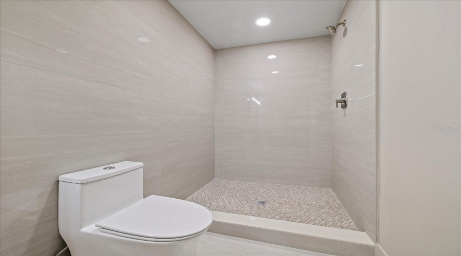 St Petersburg, Florida 33714, 3 Bedroom Bedrooms, ,2 Bathroombathrooms,Residential,For Sale,46Th,0,Mfrw7888912