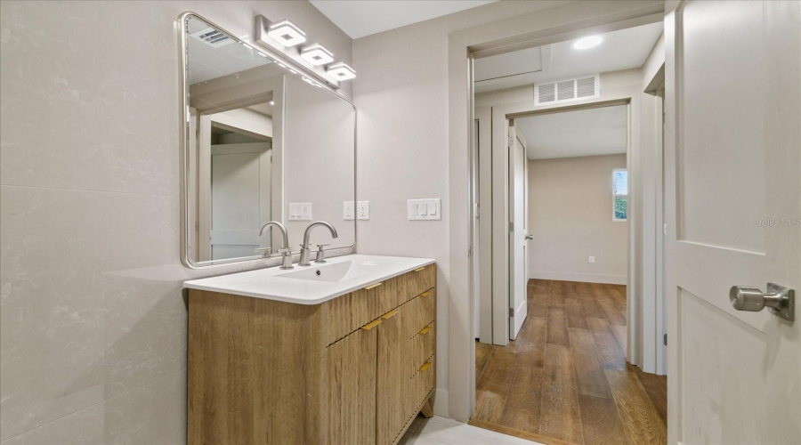 St Petersburg, Florida 33714, 3 Bedroom Bedrooms, ,2 Bathroombathrooms,Residential,For Sale,46Th,0,Mfrw7888912
