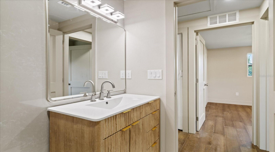 St Petersburg, Florida 33714, 3 Bedroom Bedrooms, ,2 Bathroombathrooms,Residential,For Sale,46Th,0,Mfrw7888912