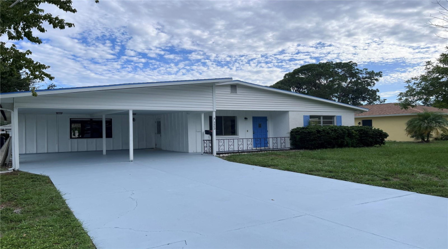 Bradenton, Florida 34205, 4 Bedroom Bedrooms, ,2 Bathroombathrooms,Residential,For Sale,17Th,0,Mfra4703901