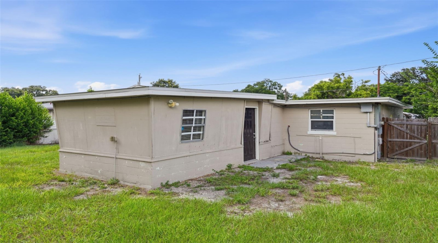 Winter Haven, Florida 33880, 5 Bedroom Bedrooms, ,12 Bathroombathrooms,Residential,For Sale,5Th Jpv,0,Mfro6436402