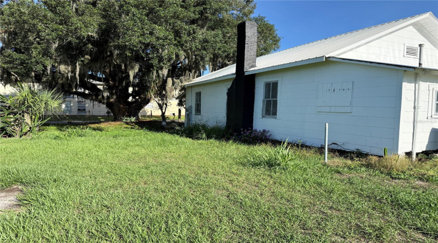 Wauchula, Florida 33873, 1 Bedroom Bedrooms, ,1 Bathroombathrooms,Residential,For Sale,Makowski,0,Mfra4703476