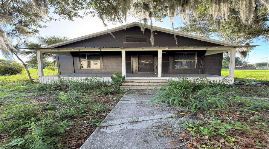 Wauchula, Florida 33873, 1 Bedroom Bedrooms, ,1 Bathroombathrooms,Residential,For Sale,Makowski,0,Mfra4703476
