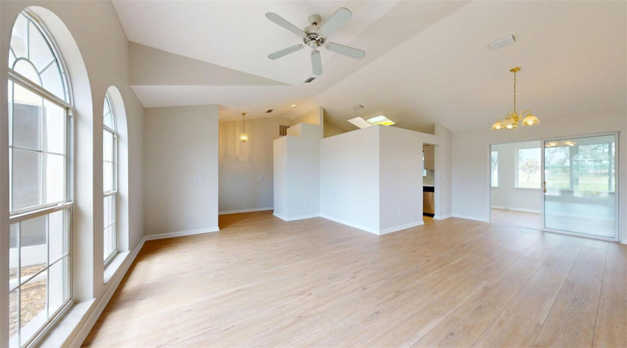Ocala, Florida 34482, 2 Bedroom Bedrooms, ,2 Bathroombathrooms,Residential,For Sale,50Th,0,Mfra4703899