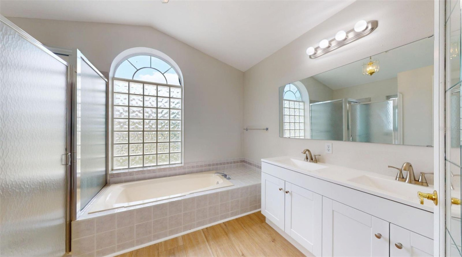 Ocala, Florida 34482, 2 Bedroom Bedrooms, ,2 Bathroombathrooms,Residential,For Sale,50Th,0,Mfra4703899