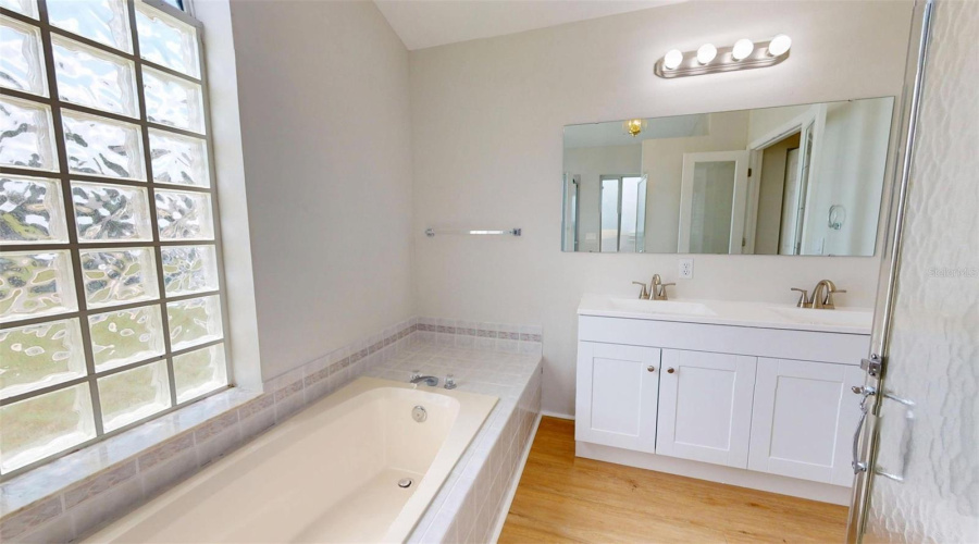 Ocala, Florida 34482, 2 Bedroom Bedrooms, ,2 Bathroombathrooms,Residential,For Sale,50Th,0,Mfra4703899