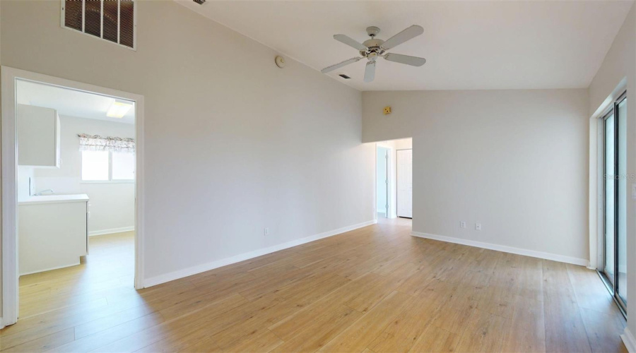 Ocala, Florida 34482, 2 Bedroom Bedrooms, ,2 Bathroombathrooms,Residential,For Sale,50Th,0,Mfra4703899