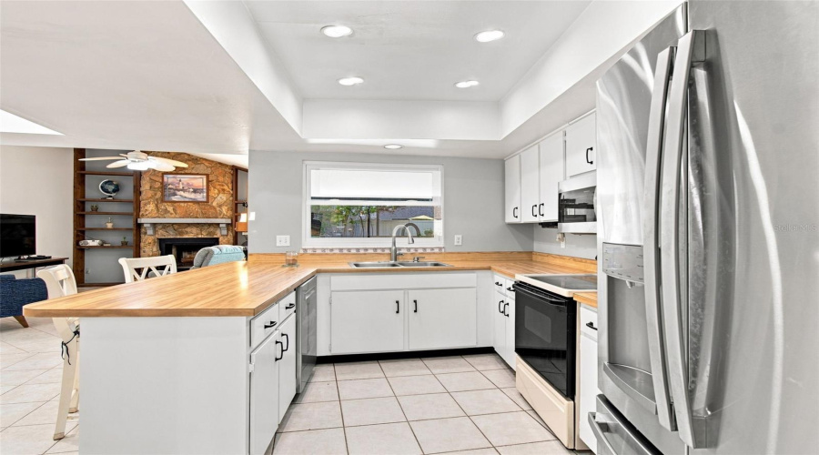 Valrico, Florida 33596, 4 Bedroom Bedrooms, ,2 Bathroombathrooms,Residential,For Sale,Sand Pebble,0,Mfrtb8542330