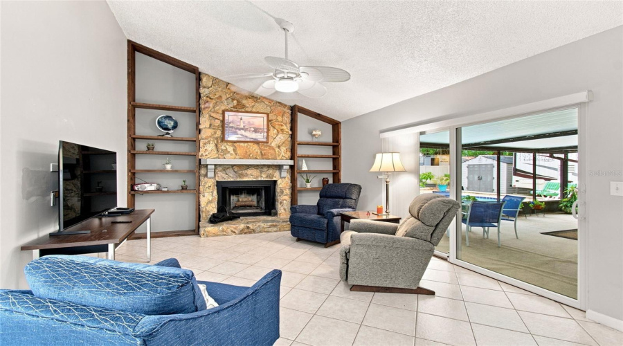 Valrico, Florida 33596, 4 Bedroom Bedrooms, ,2 Bathroombathrooms,Residential,For Sale,Sand Pebble,0,Mfrtb8542330