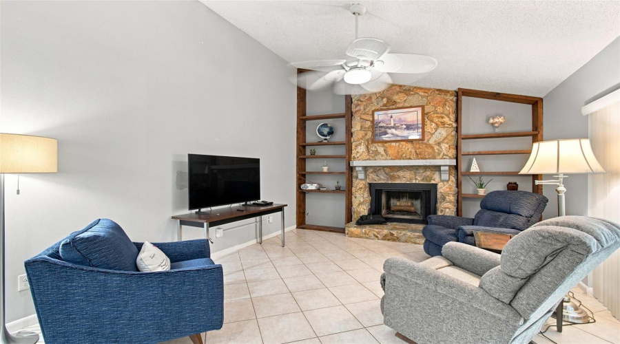 Valrico, Florida 33596, 4 Bedroom Bedrooms, ,2 Bathroombathrooms,Residential,For Sale,Sand Pebble,0,Mfrtb8542330