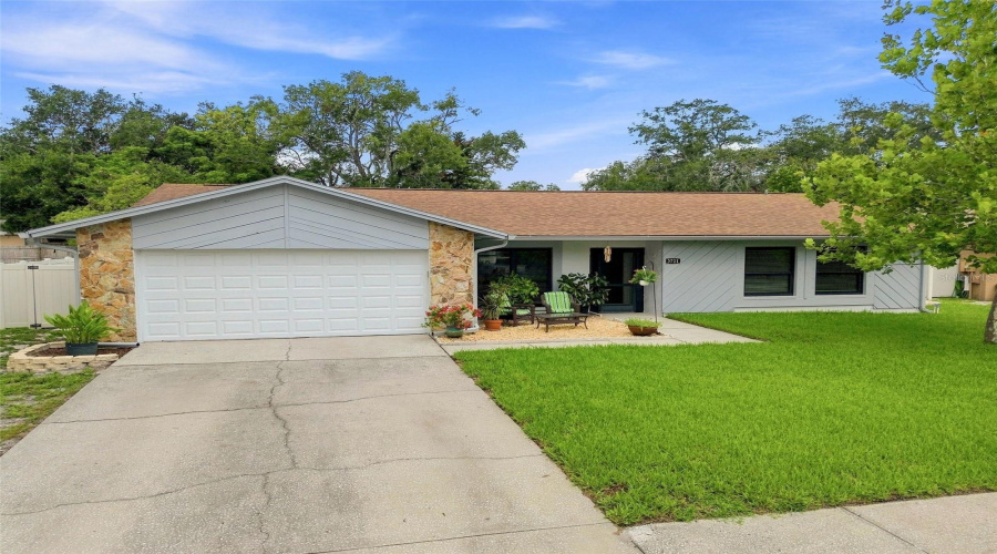 Valrico, Florida 33596, 4 Bedroom Bedrooms, ,2 Bathroombathrooms,Residential,For Sale,Sand Pebble,0,Mfrtb8542330