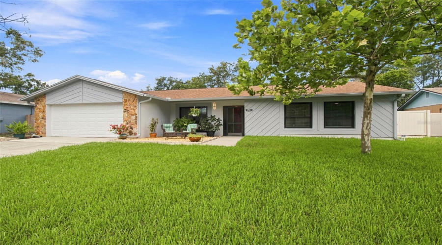 Valrico, Florida 33596, 4 Bedroom Bedrooms, ,2 Bathroombathrooms,Residential,For Sale,Sand Pebble,0,Mfrtb8542330