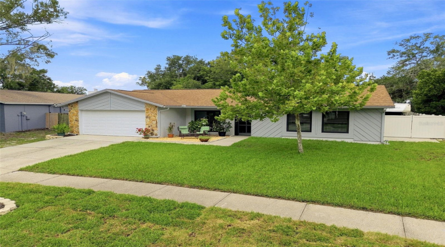 Valrico, Florida 33596, 4 Bedroom Bedrooms, ,2 Bathroombathrooms,Residential,For Sale,Sand Pebble,0,Mfrtb8542330