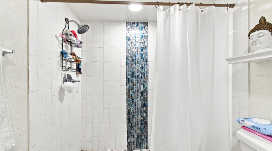 Tampa, Florida 33614, 2 Bedroom Bedrooms, ,1 Bathroombathrooms,Residential,For Sale,Manhattan,0,Mfrtb8542196