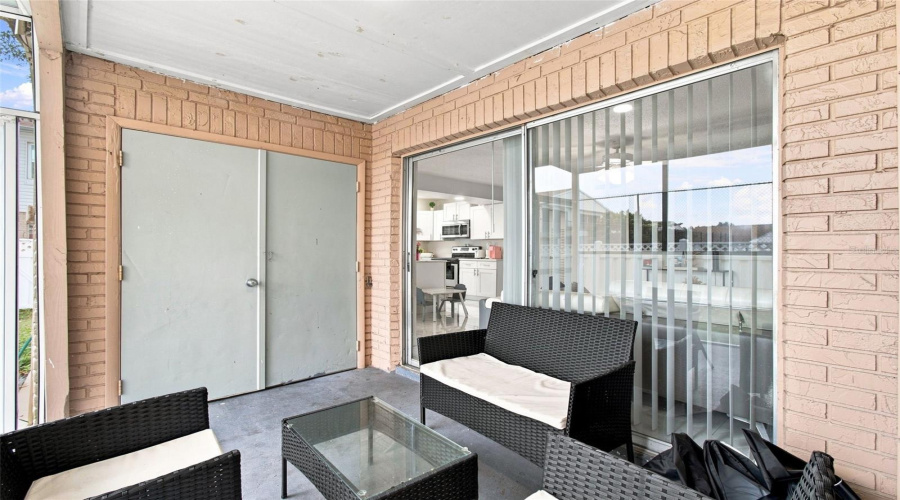 Tampa, Florida 33614, 2 Bedroom Bedrooms, ,1 Bathroombathrooms,Residential,For Sale,Manhattan,0,Mfrtb8542196