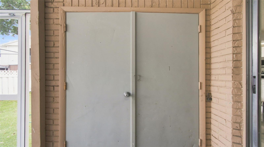 Tampa, Florida 33614, 2 Bedroom Bedrooms, ,1 Bathroombathrooms,Residential,For Sale,Manhattan,0,Mfrtb8542196
