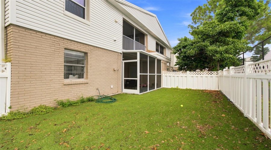 Tampa, Florida 33614, 2 Bedroom Bedrooms, ,1 Bathroombathrooms,Residential,For Sale,Manhattan,0,Mfrtb8542196