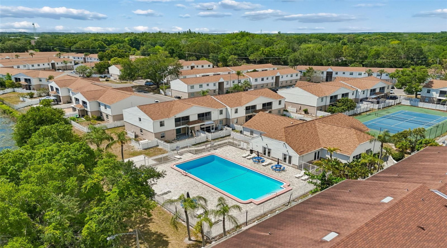 Tampa, Florida 33614, 2 Bedroom Bedrooms, ,1 Bathroombathrooms,Residential,For Sale,Manhattan,0,Mfrtb8542196