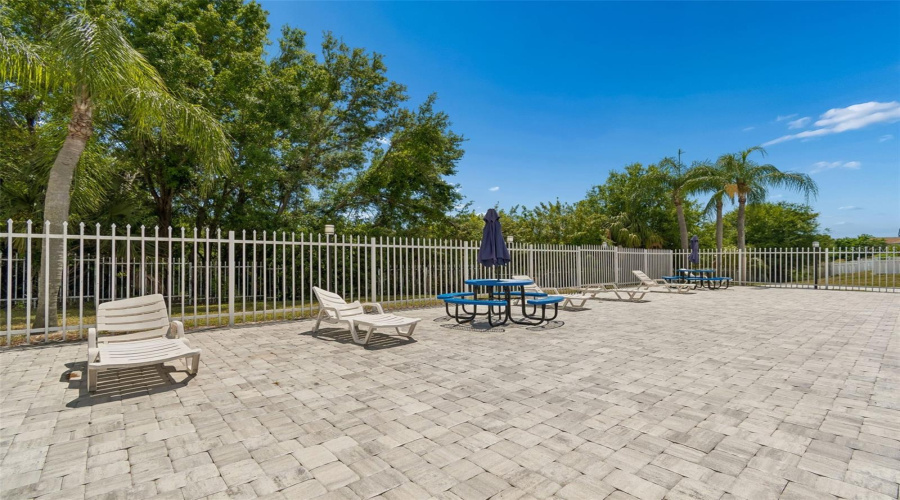 Tampa, Florida 33614, 2 Bedroom Bedrooms, ,1 Bathroombathrooms,Residential,For Sale,Manhattan,0,Mfrtb8542196