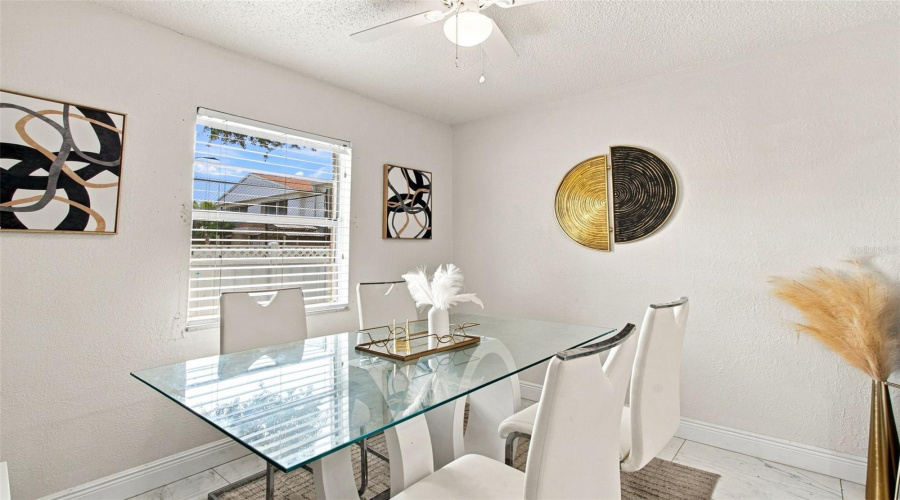 Tampa, Florida 33614, 2 Bedroom Bedrooms, ,1 Bathroombathrooms,Residential,For Sale,Manhattan,0,Mfrtb8542196