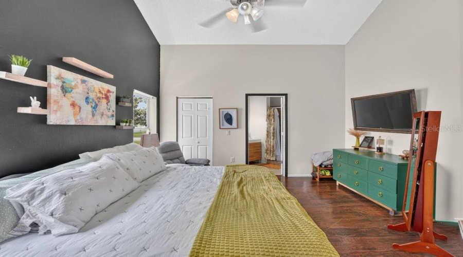 Orlando, Florida 32825, 3 Bedroom Bedrooms, ,2 Bathroombathrooms,Residential,For Sale,Glassborough,0,Mfrs5156332