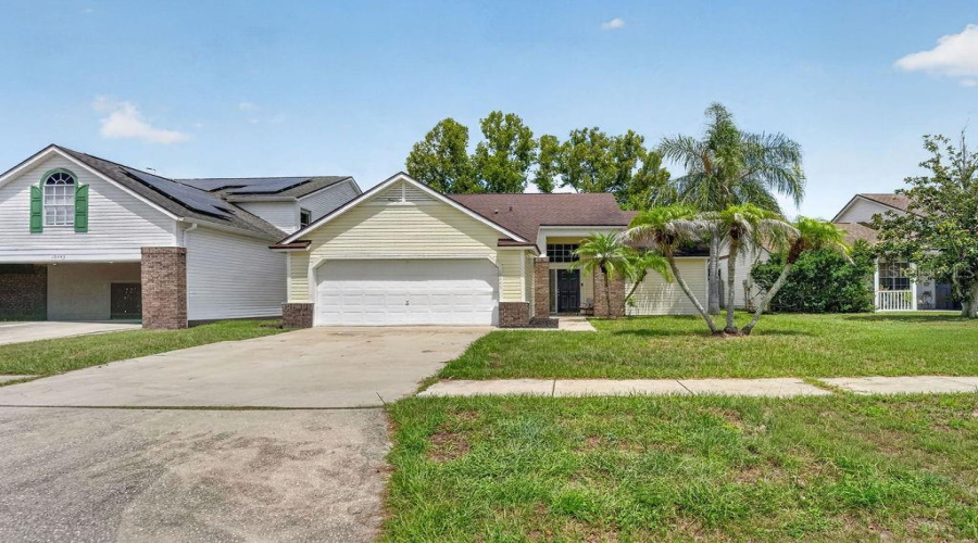 Orlando, Florida 32825, 3 Bedroom Bedrooms, ,2 Bathroombathrooms,Residential,For Sale,Glassborough,0,Mfrs5156332
