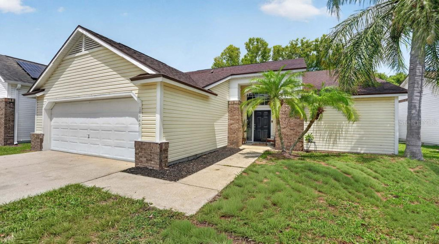 Orlando, Florida 32825, 3 Bedroom Bedrooms, ,2 Bathroombathrooms,Residential,For Sale,Glassborough,0,Mfrs5156332