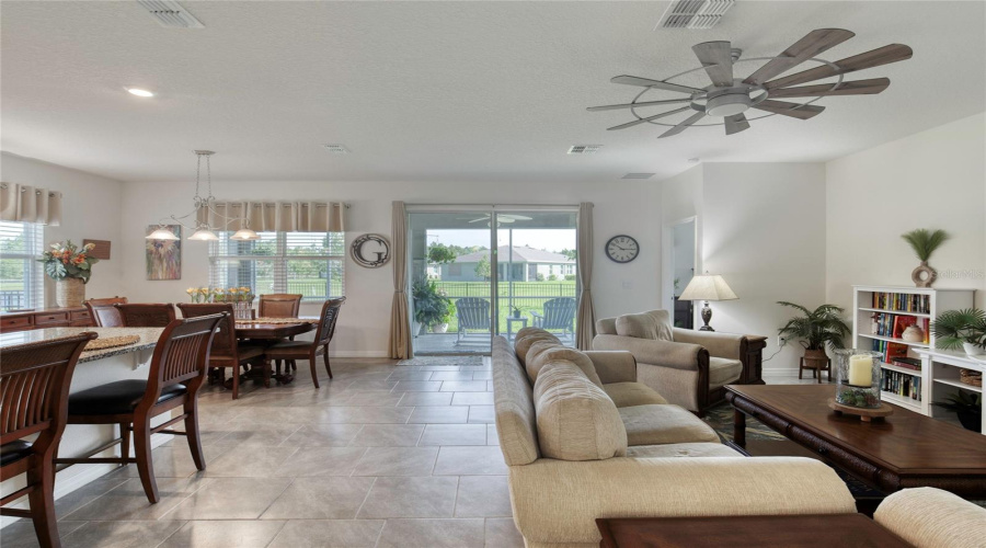 Ormond Beach, Florida 32174, 3 Bedroom Bedrooms, ,2 Bathroombathrooms,Residential,For Sale,Fox Lair,0,Mfrfc320332