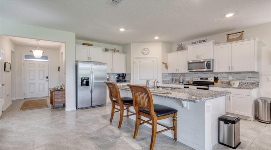 Ormond Beach, Florida 32174, 3 Bedroom Bedrooms, ,2 Bathroombathrooms,Residential,For Sale,Fox Lair,0,Mfrfc320332