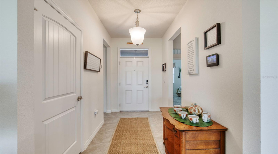 Ormond Beach, Florida 32174, 3 Bedroom Bedrooms, ,2 Bathroombathrooms,Residential,For Sale,Fox Lair,0,Mfrfc320332