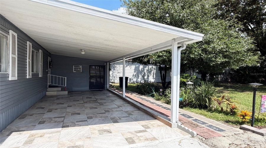 Orlando, Florida 32810, 2 Bedroom Bedrooms, ,1 Bathroombathrooms,Residential,For Sale,Denise Ave,0,Mfro6436568