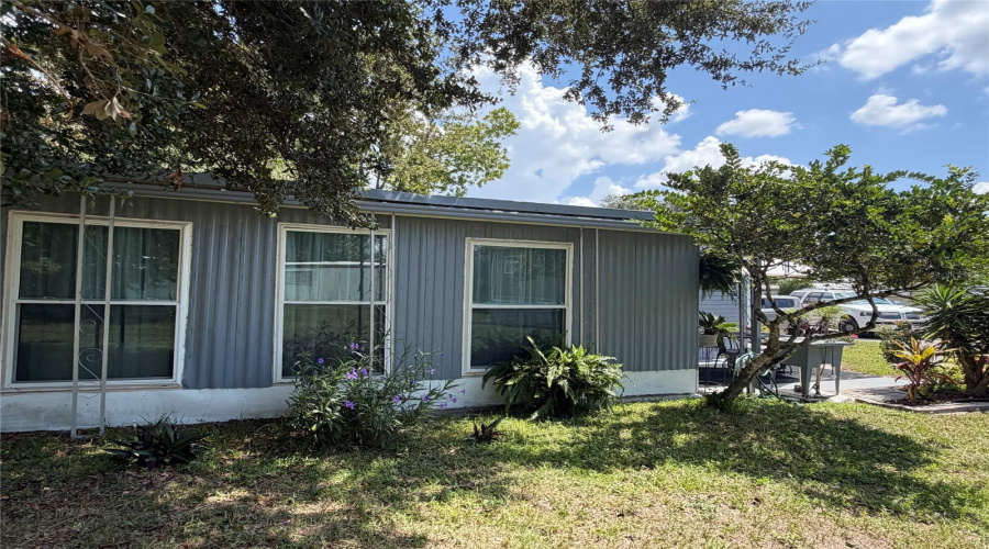Orlando, Florida 32810, 2 Bedroom Bedrooms, ,1 Bathroombathrooms,Residential,For Sale,Denise Ave,0,Mfro6436568