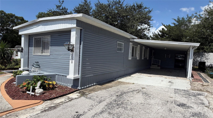 Orlando, Florida 32810, 2 Bedroom Bedrooms, ,1 Bathroombathrooms,Residential,For Sale,Denise Ave,0,Mfro6436568